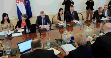 VIŠE OD DVANAEST MILIJUNA EURA MANJINAMA ZA PROGRAME KULTURNE AUTONOMIJE