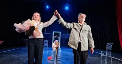 KAZALIŠNA PREDSTAVA „LUTKA“ IZVEDENA U ALBANIJI