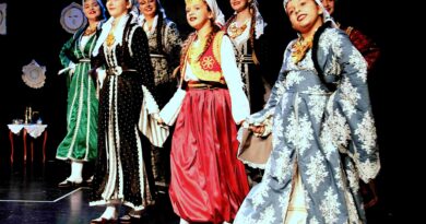 FOLKLOR I SEVDAH ČUVAJU IDENTITET BOŠNJAKA